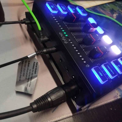 Giá đỡ nghiêng 45 độ cho bộ trộn âm thanh Fifine SC3 - Phụ kiện in 3D