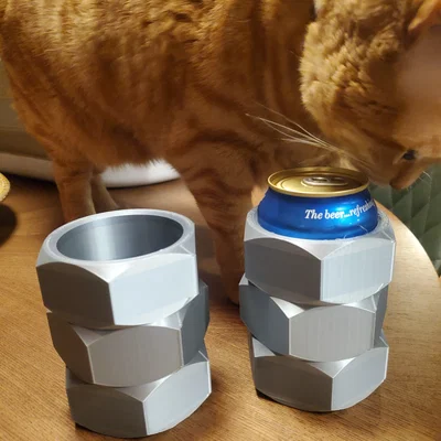 Giá đỡ lon nước 3D hình ốc vít (Nuts Can Koozie) độc lạ