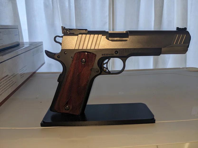 Giá trưng bày 1911 Display Stand - Thiết kế đơn giản, tinh tế - Image 2