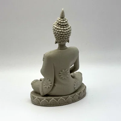 Tượng Phật điêu khắc chi tiết