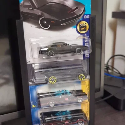 Giá trưng bày xe Hot Wheels cỡ lớn (chứa được từ 4 xe trở lên)