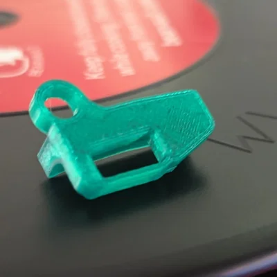 Chìa khóa mở hộp thực phẩm Bearvault