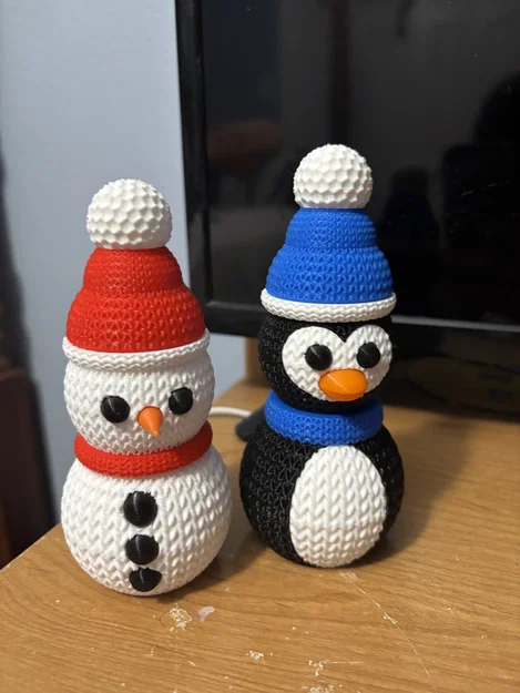 Mô hình chim cánh cụt đan len lắp ráp - Image 1