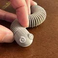 Mô hình đồ chơi Wiggly Worm (Chú sâu uốn lượn) in 3D cực vui - Thumbnail 1