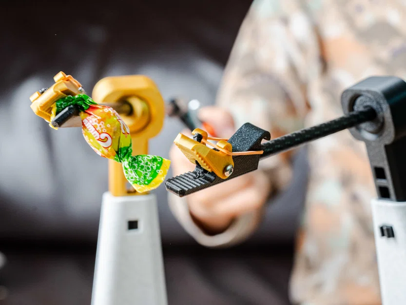 Tay Kẹp Rồng (Dragon Gripper) Cho Bộ Mô Phỏng Nội Soi - Image 2