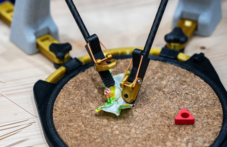 Tay Kẹp Rồng (Dragon Gripper) Cho Bộ Mô Phỏng Nội Soi - Image 11