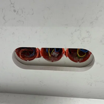 Bộ khung nối dài hộp điện 68mm - Giải pháp lắp ổ cắm cho tường dày