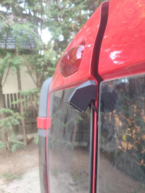 Vỏ gắn camera lùi cho cửa sau xe Vivaro, Trafic, Primastar và các dòng xe van tương tự - Image 3