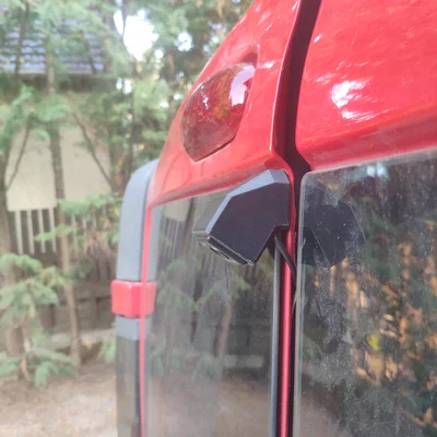 Vỏ gắn camera lùi cho cửa sau xe Vivaro, Trafic, Primastar và các dòng xe van tương tự