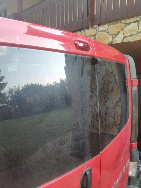 Vỏ gắn camera lùi cho cửa sau xe Vivaro, Trafic, Primastar và các dòng xe van tương tự - Image 4