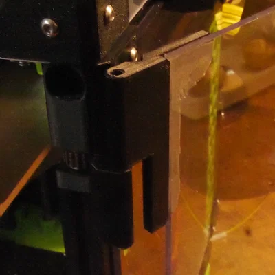 Cửa mở 270° cho Voron 0