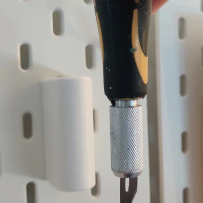 Giá treo dao thủ công (hobby knife) thông minh cho bảng SKADIS