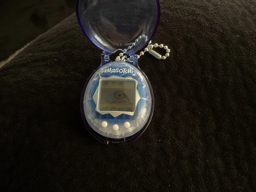 Giá đỡ trang trí Tamagotchi siêu xinh cho bàn làm việc của bạn - Image 1