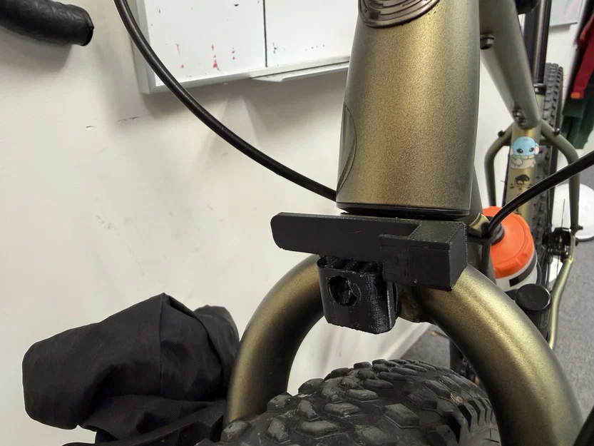 Ngàm gắn đèn trước & sau cho xe đạp Knog Plus - Image 2