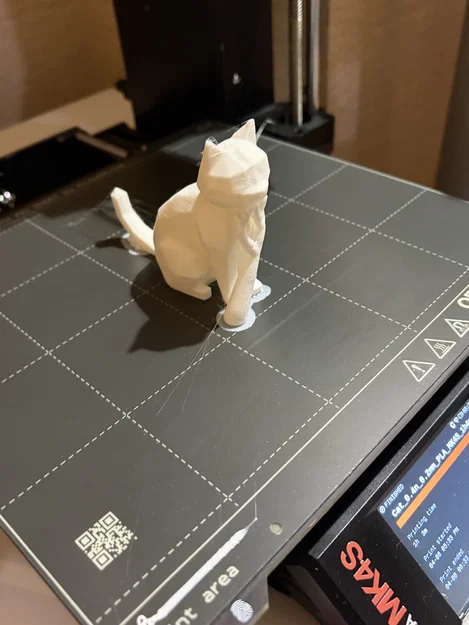 Mô hình chú mèo Low-poly - Image 2