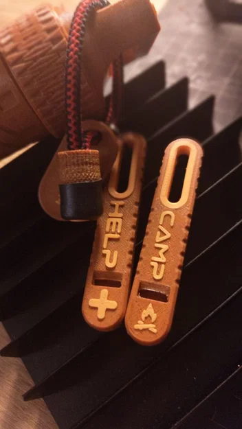 WHISTLE 1.0 - Còi Cắm Trại Dạng Móc Khóa - Image 11