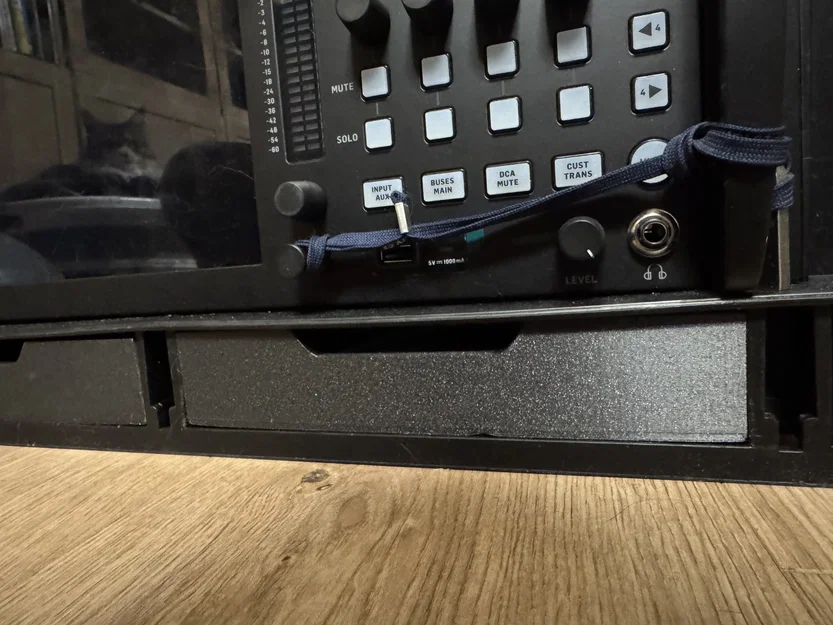 Kệ ngăn kéo cho thùng đựng thiết bị SKB 1SKB-iSF4U - Image 2