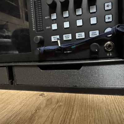 Kệ ngăn kéo cho thùng đựng thiết bị SKB 1SKB-iSF4U