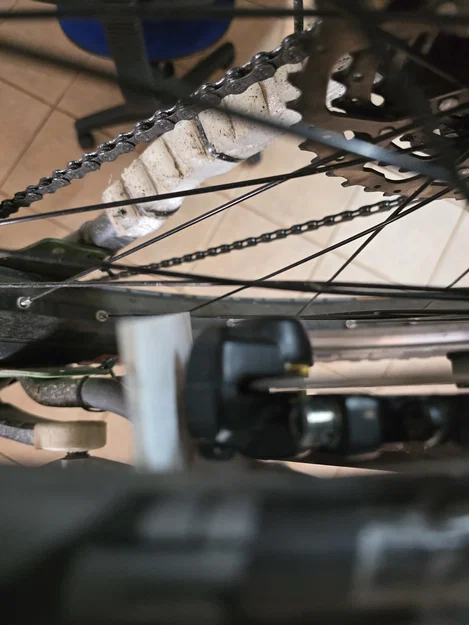 Tấm chắn bùn bảo vệ phanh sau xe đạp địa hình (MTB) - Image 2