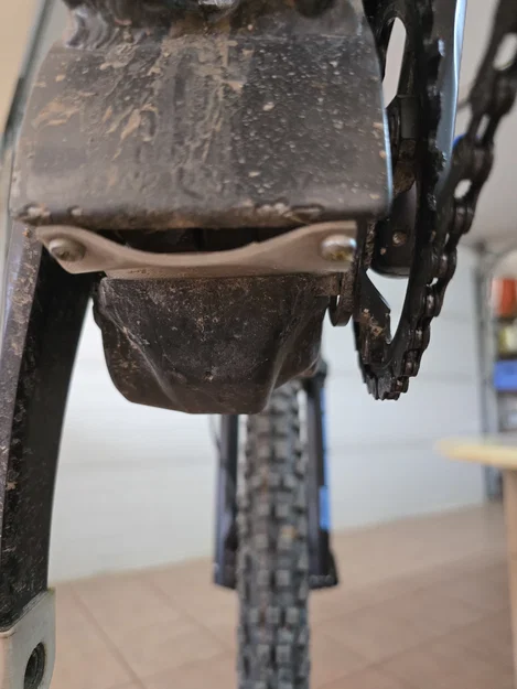 Nắp che mô-tơ Shimano EP8 - Image 4