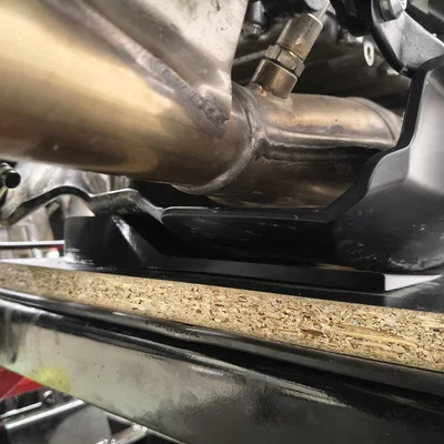 Bộ chuyển đổi Acerbis Bashplate cho bàn nâng xe CFMoto 450MT