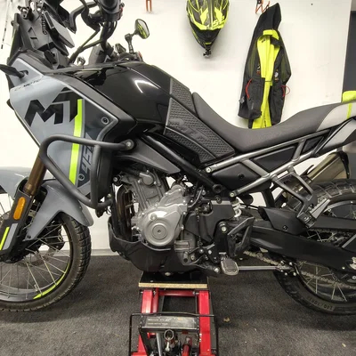 Bộ chuyển đổi Acerbis Bashplate cho bàn nâng xe CFMoto 450MT