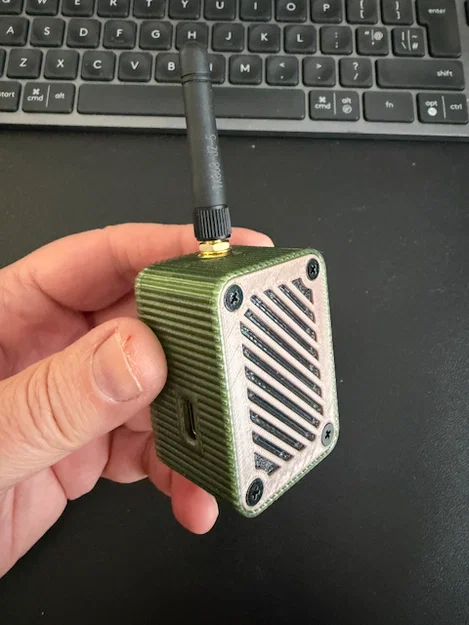 Mini Xiao tactical node - Vỏ đựng cho node Meshtastic nhỏ gọn - Image 1