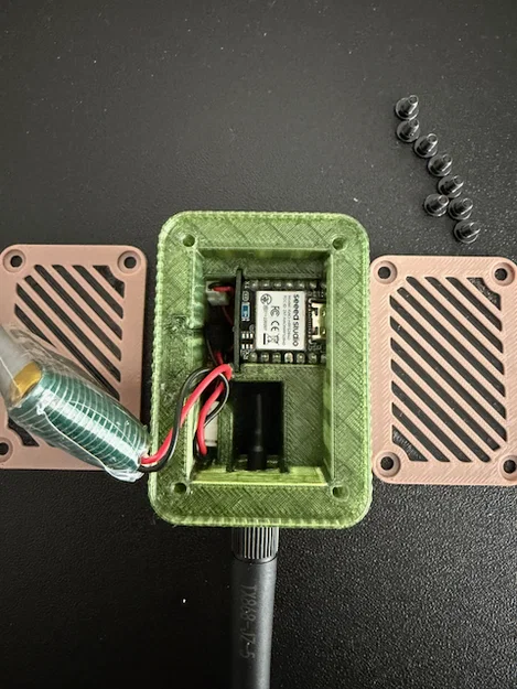 Mini Xiao tactical node - Vỏ đựng cho node Meshtastic nhỏ gọn - Image 3