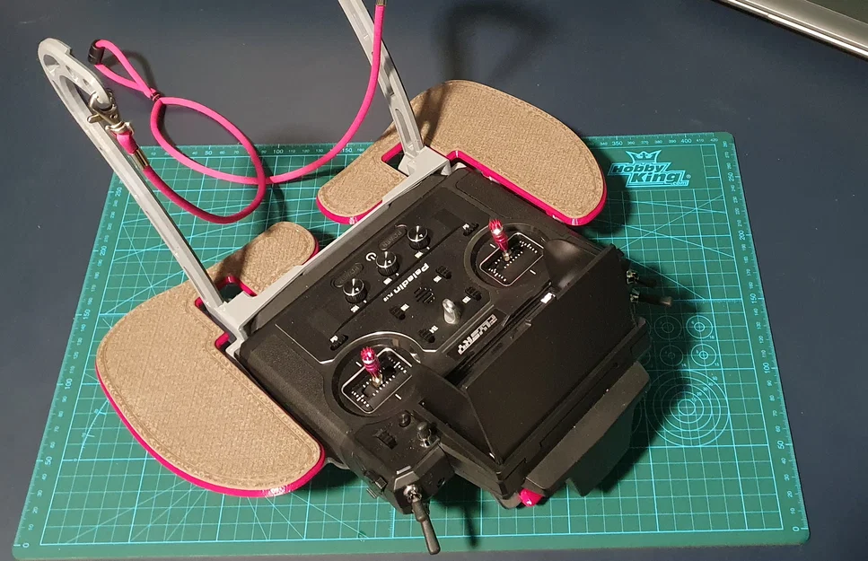 Khay Radio cho tay điều khiển FlySky Paladin PL18 - Image 1