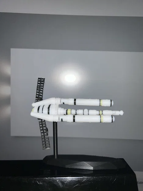 Mô hình tàu vũ trụ Project Hail Mary - Image 3