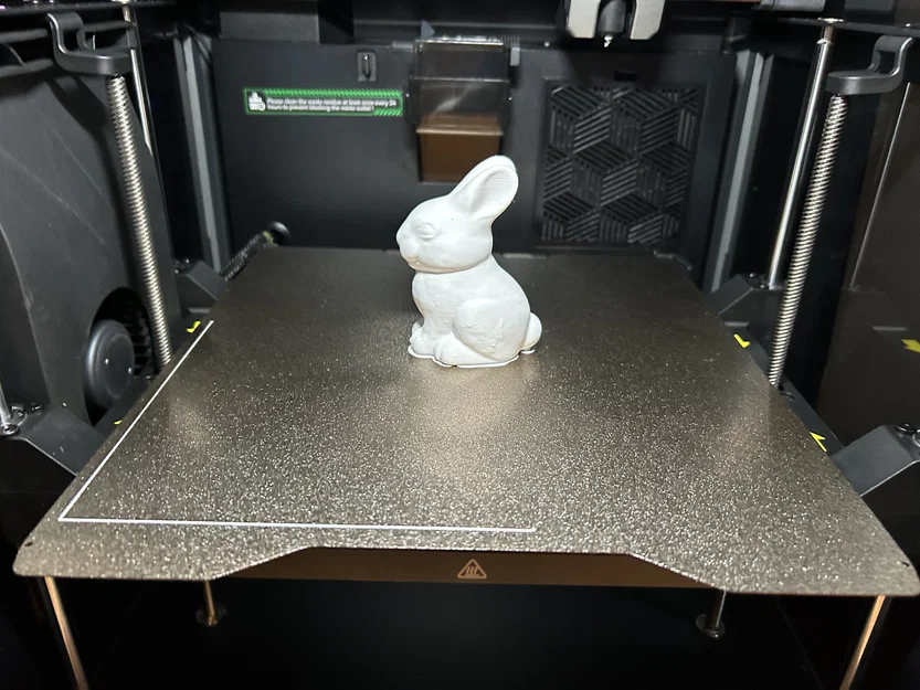 Mô hình thỏ phục sinh Osterhase dễ thương dùng trang trí - Image 1