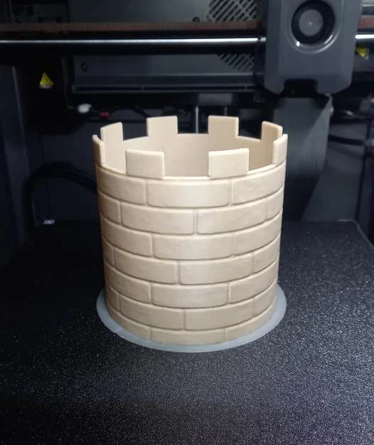 Chậu trồng cây hình tháp lâu đài - Mô hình 3D dễ in và đầy phong cách - Image 1