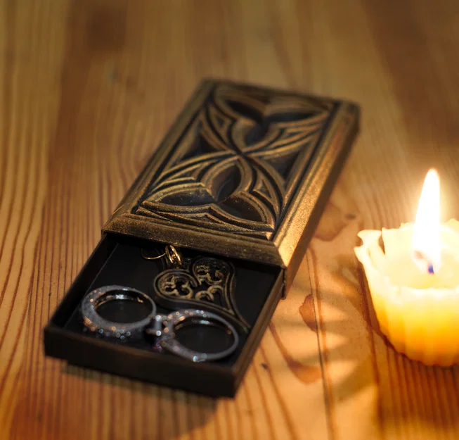 Hộp Đựng Trang Sức Gothic Trượt | Kiểu Hộp Quẹt Diêm - Image 3