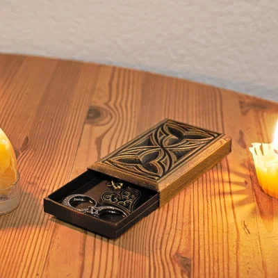 Hộp Đựng Trang Sức Gothic Trượt | Kiểu Hộp Quẹt Diêm
