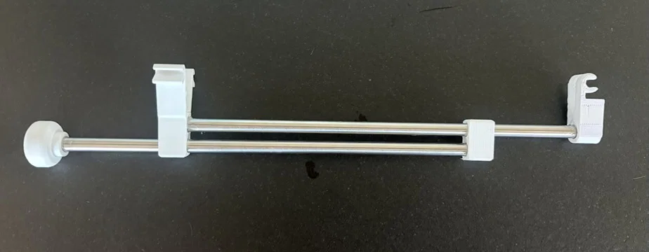 Móc treo áo trượt cho kệ lưới kim loại - Image 1