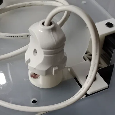 Giá đỡ phích cắm điện Type F gọn gàng, tiện lợi in 3D