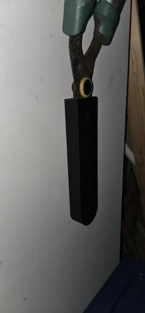 Giá treo kéo cắt hàng rào - Image 2