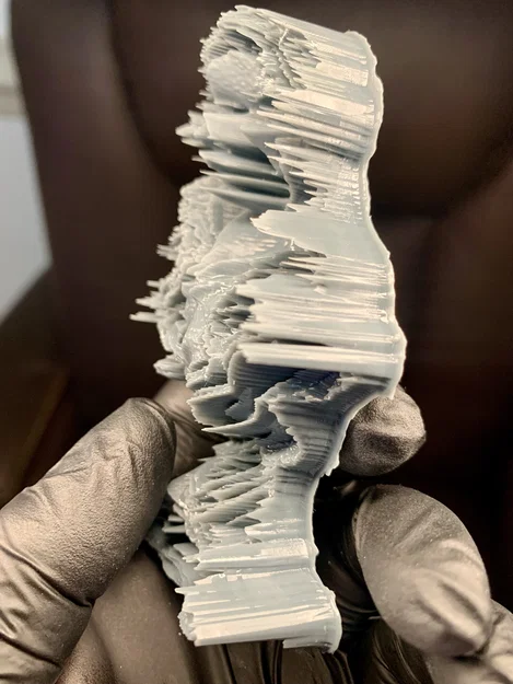 Tượng Bán Thân Nữ Trừu Tượng - Nghệ Thuật Đơn Góc Nhìn - Image 2