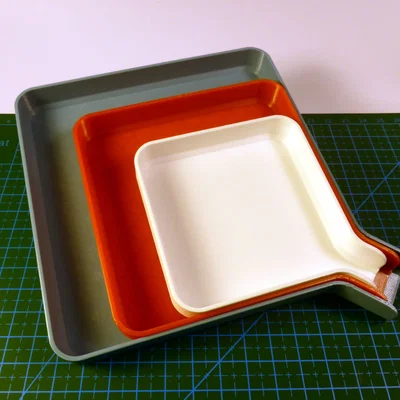 Khay phân loại linh kiện kèm phễu