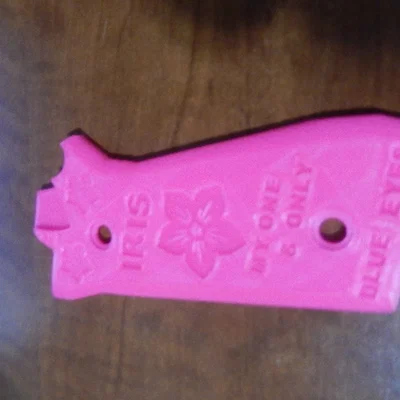 Ốp tay cầm Taurus PT92 / Beretta 92 với họa tiết hoa dâm bụt, Hello Kitty và bản trống