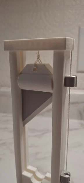 Mô hình máy chém mini The Guillotine - Image 3