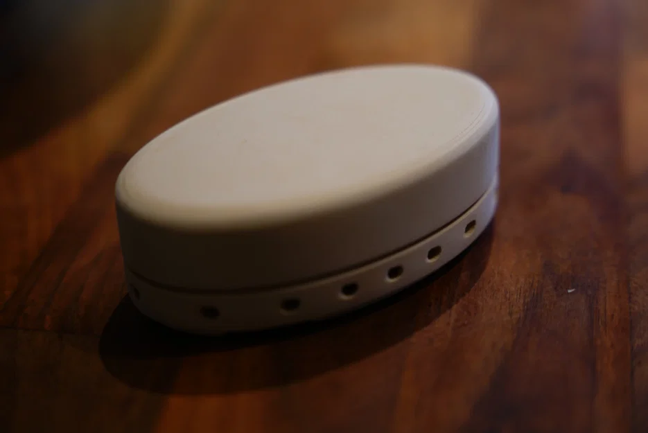 Giá đỡ Scrub baby - Hộp đựng miếng bọt biển Scrub Daddy - Image 4