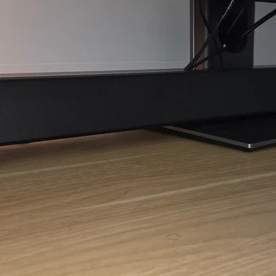 Chân đế nâng loa Soundbar 20mm tối ưu không gian bàn làm việc