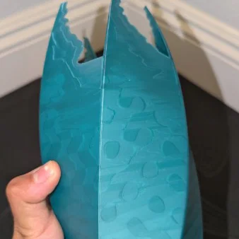 Cybershard – Bình hoa Organic Low-Poly phong cách tương lai