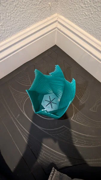 Cybershard – Bình hoa Organic Low-Poly phong cách tương lai - Image 4