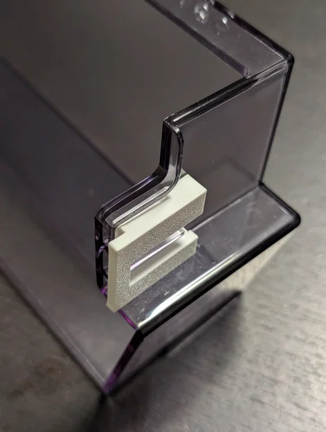 Miếng chêm khay cửa (Door Shelf Spacer) cho tủ lạnh Dometic RML 10 - Image 1