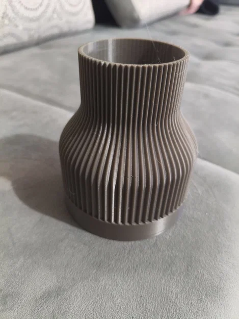 Bình Hoa Japandi Ribbed - Thiết Kế Tối Giản Hiện Đại - Image 2