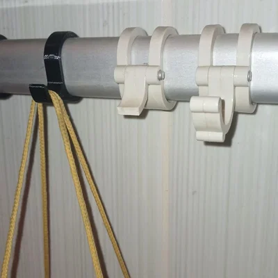 Kẹp treo đồ thay thế thông minh cho thanh treo phòng tắm