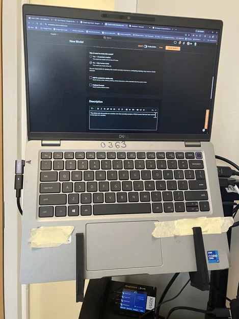 Ngàm Đỡ Laptop Gắn Tay Nâng Màn Hình VESA - Image 1