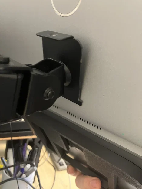 Ngàm Đỡ Laptop Gắn Tay Nâng Màn Hình VESA - Image 5